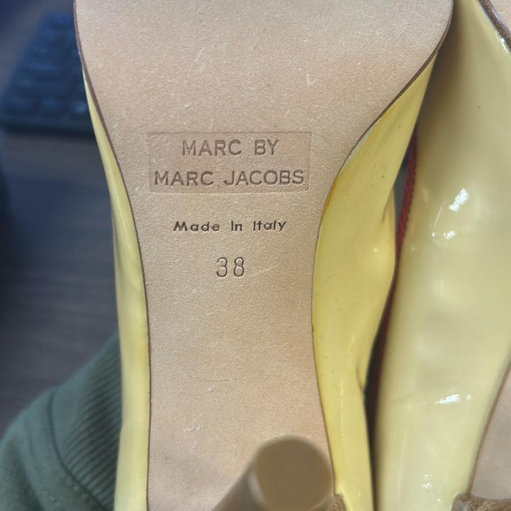 Marc by Marc Jacobs Heels - Picture 4 of 4